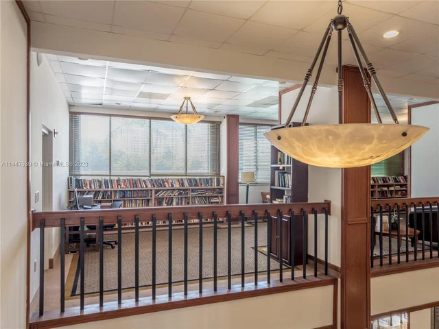 2801 NE 183rd St # 1909W, Aventura FL 33160