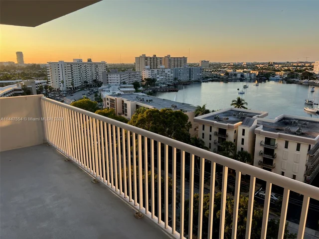 137 Golden Isles Dr # 1110, Hallandale Beach FL 33009