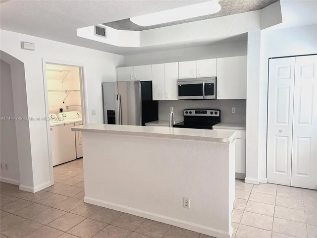 2907 Hope Valley St # 703, West Palm Beach FL 33411