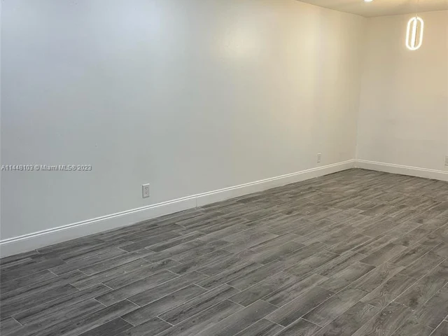 7080 Environ Blvd # 125, Lauderhill FL 33319