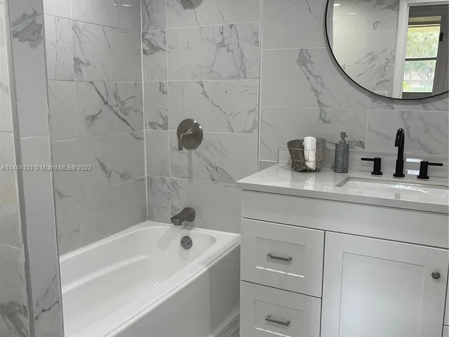 7080 Environ Blvd # 125, Lauderhill FL 33319