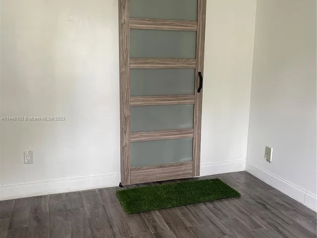 7080 Environ Blvd # 125, Lauderhill FL 33319