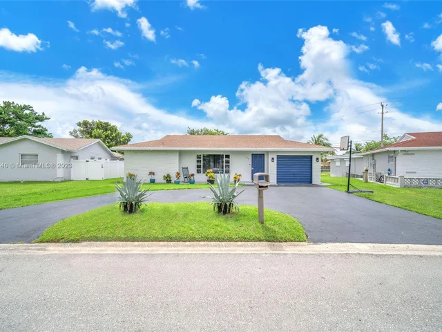 8100 NW 91st Ave, Tamarac FL 33321