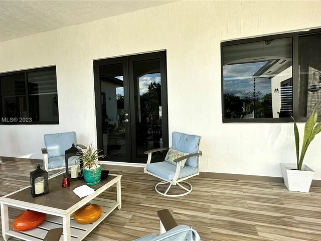 19526 SW 325th Ln, Homestead FL 33030