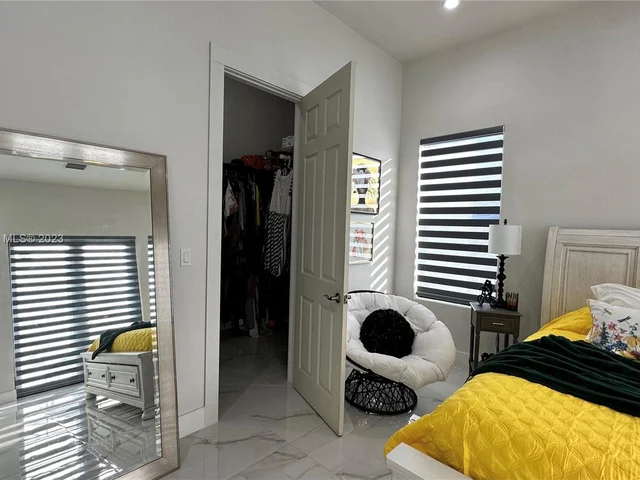 19526 SW 325th Ln, Homestead FL 33030