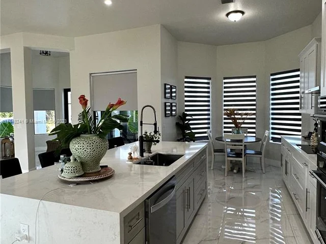 19526 SW 325th Ln, Homestead FL 33030