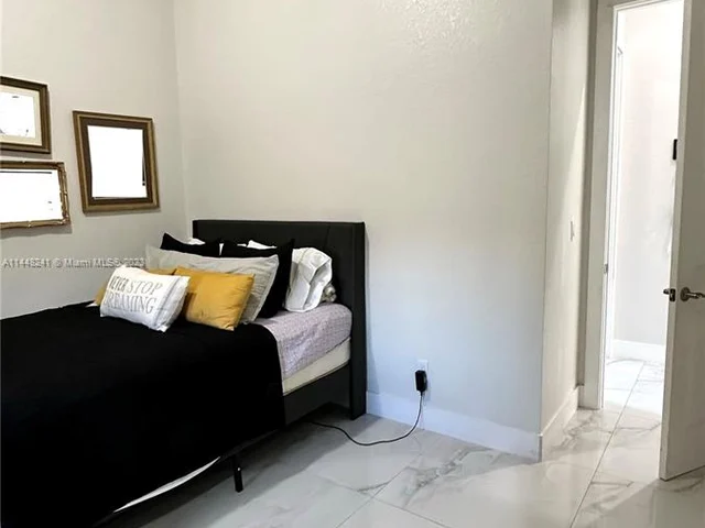 19526 SW 325th Ln, Homestead FL 33030