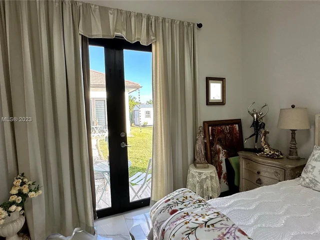 19526 SW 325th Ln, Homestead FL 33030