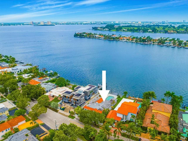 1411 N Biscayne Point Rd, Miami Beach FL 33141