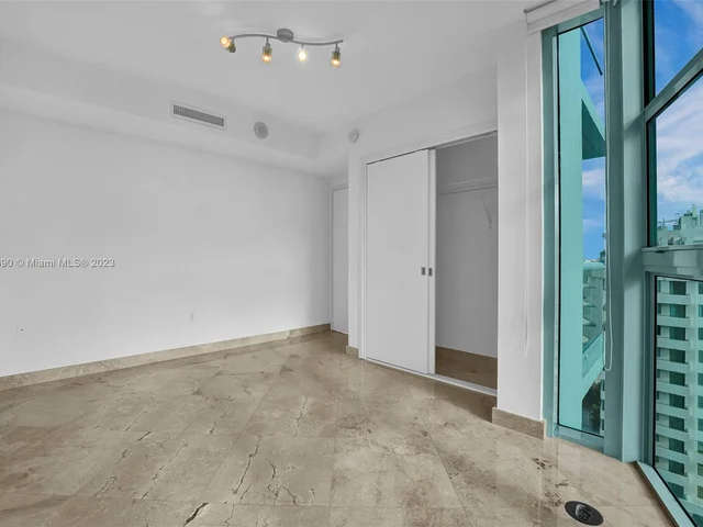 6000 Indian Creek Dr # 17B, Miami Beach FL 33140