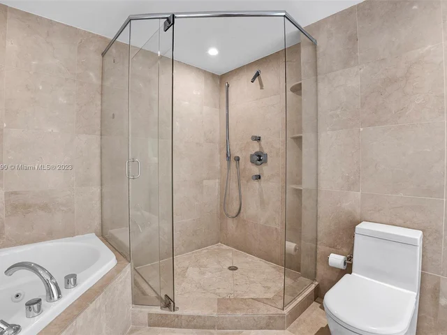 6000 Indian Creek Dr # 17B, Miami Beach FL 33140