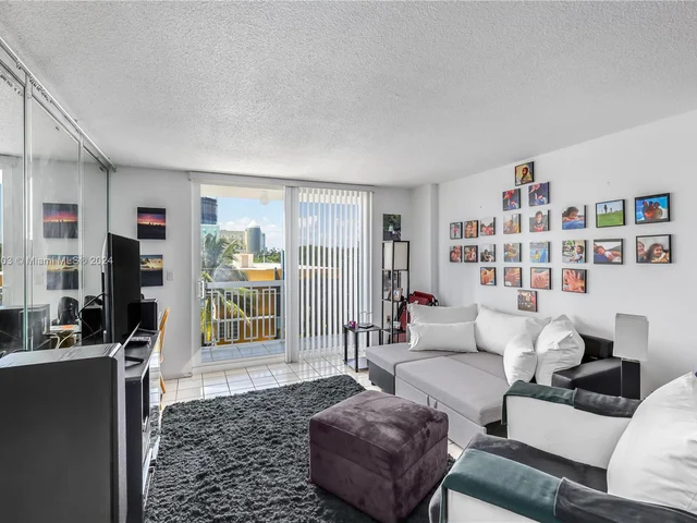 401 Ocean Dr # 504, Miami Beach FL 33139