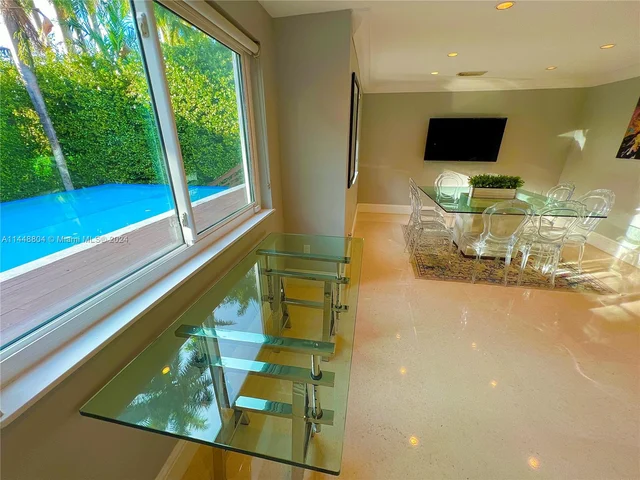 1500 NE 13th Ave, Miami FL 33139