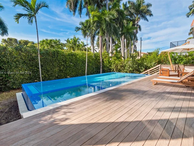 1500 NE 13th Ave, Miami FL 33139