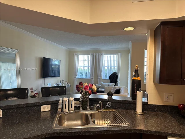 3215 NE 184th St # 14104, Aventura FL 33160