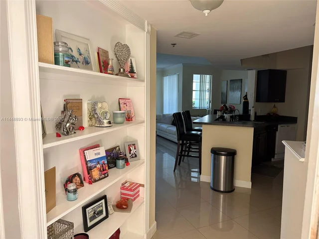 3215 NE 184th St # 14104, Aventura FL 33160