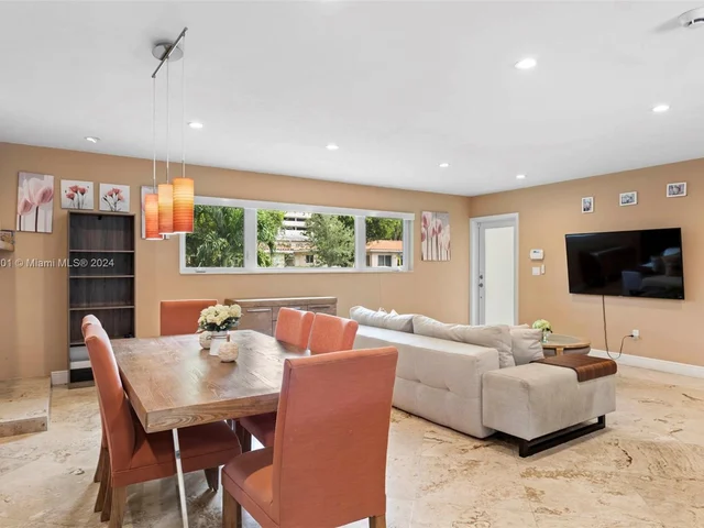 60 Sevilla Ave, Coral Gables FL 33134