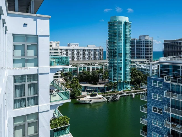 201 Aqua Ave, Miami Beach FL 33141