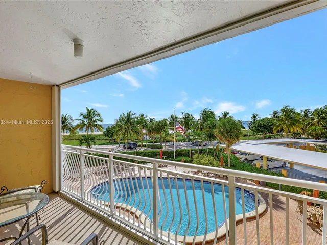 328 N Ocean Blvd # 305, Pompano Beach FL 33062