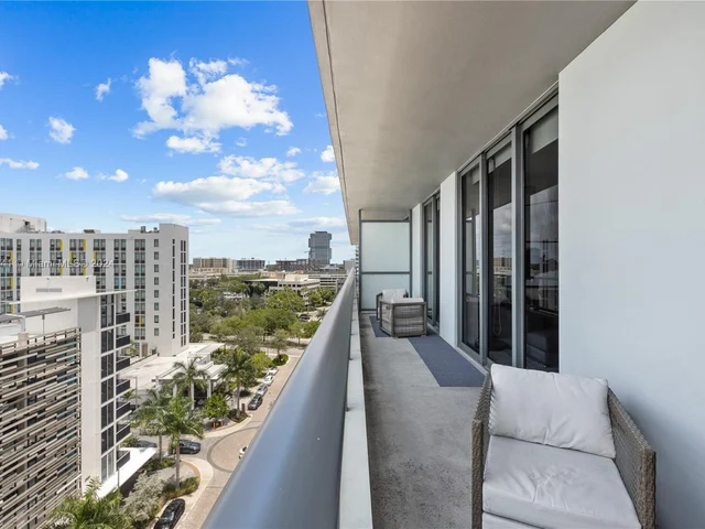 2960 NE 207th St # 904, Aventura FL 33180