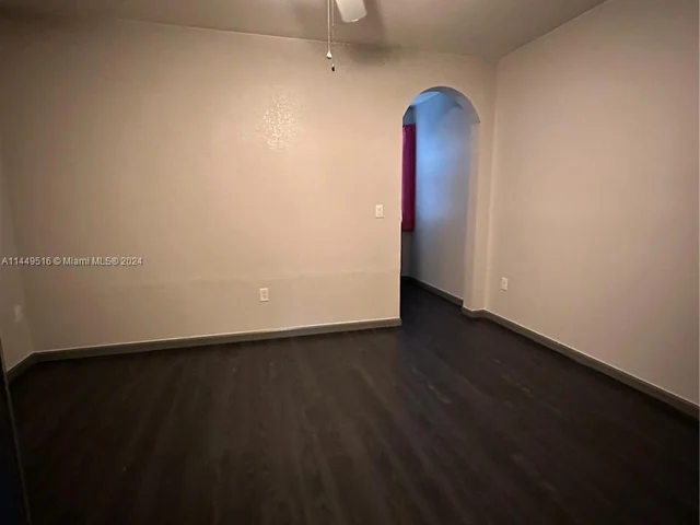 551 SE 35th Ave, Homestead FL 33033