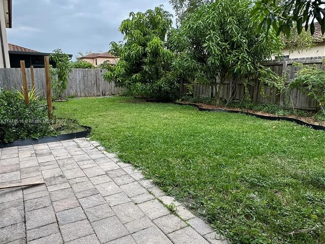 551 SE 35th Ave, Homestead FL 33033