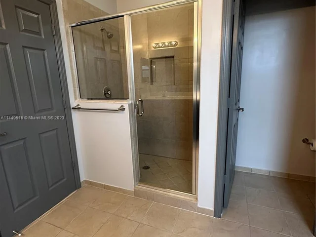 551 SE 35th Ave, Homestead FL 33033