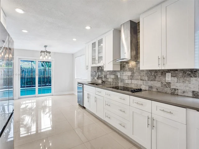 1339 SW 3rd St, Boca Raton FL 33486