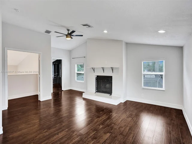 1339 SW 3rd St, Boca Raton FL 33486