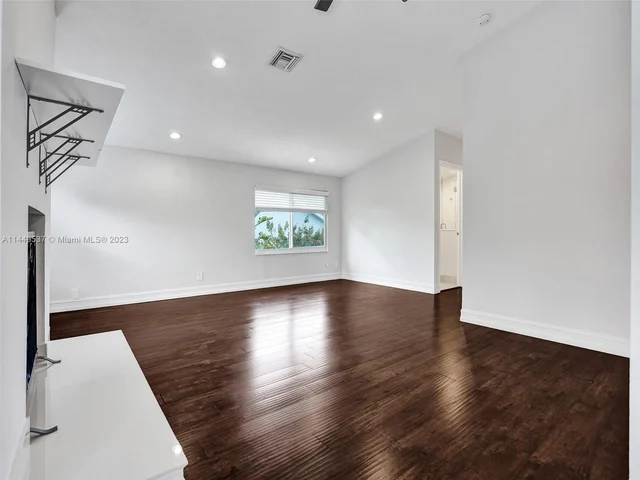 1339 SW 3rd St, Boca Raton FL 33486