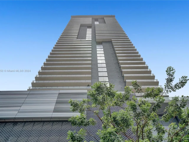 68 SE 6th St # 3711, Miami FL 33131