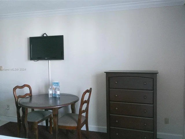 19201 Collins Ave # 733, Sunny Isles Beach FL 33160