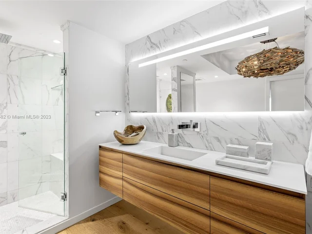 3301 NE 183rd St # 2707, Aventura FL 33160