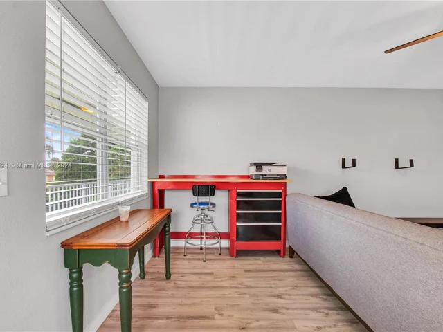 480 Horizons W # 204, Boynton Beach FL 33435