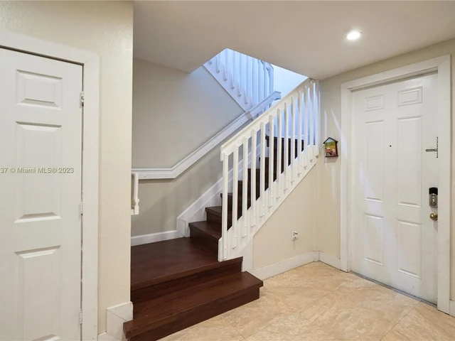 3365 NE 14th Dr # 16, Homestead FL 33033