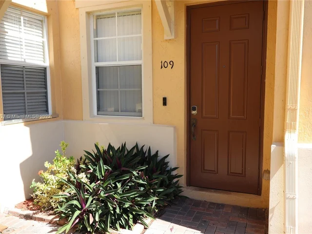 3365 NE 14th Dr # 16, Homestead FL 33033