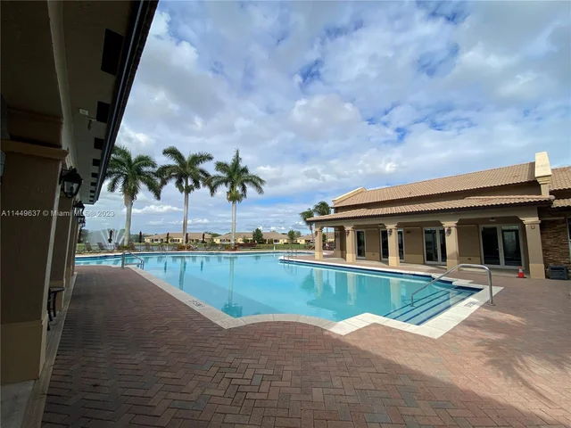 3365 NE 14th Dr # 16, Homestead FL 33033