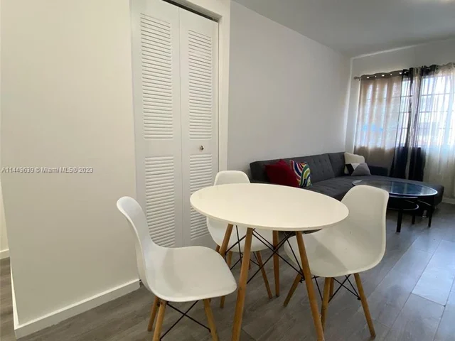 810 7th St # 103, Miami Beach FL 33139