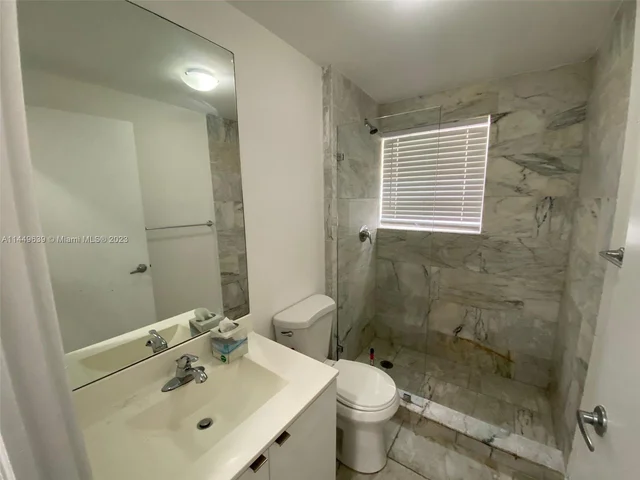 810 7th St # 103, Miami Beach FL 33139