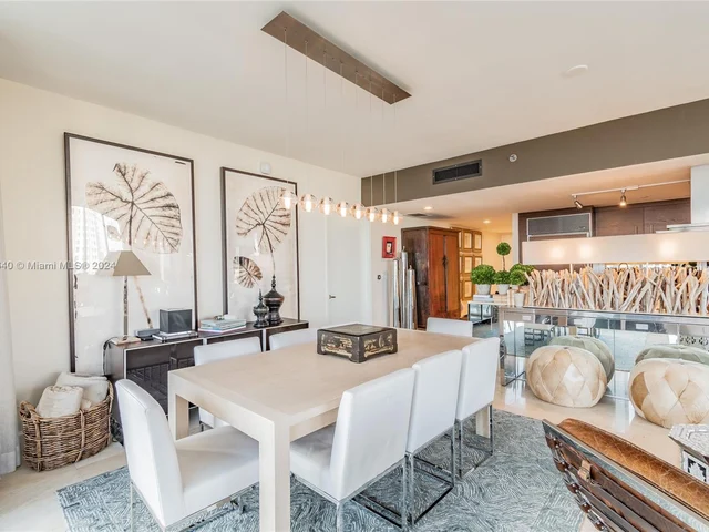 495 Brickell Ave # 1701, Miami FL 33131