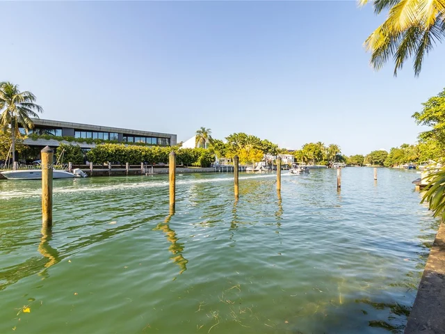 4800 Pine Tree Dr # 101, Miami Beach FL 33140