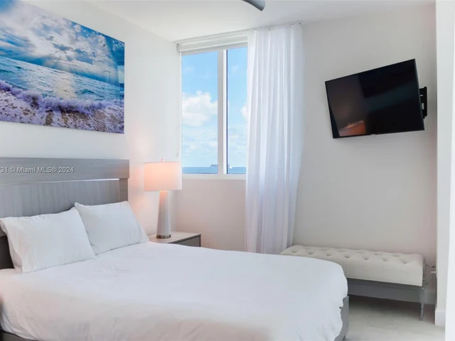 3801 Collins Ave # 903, Miami Beach FL 33140