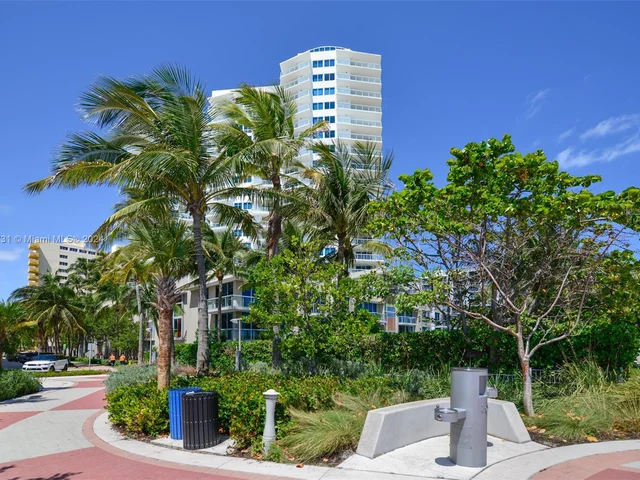 3801 Collins Ave # 903, Miami Beach FL 33140
