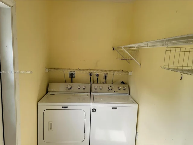 12195 SW 80th St, Miami FL 33183