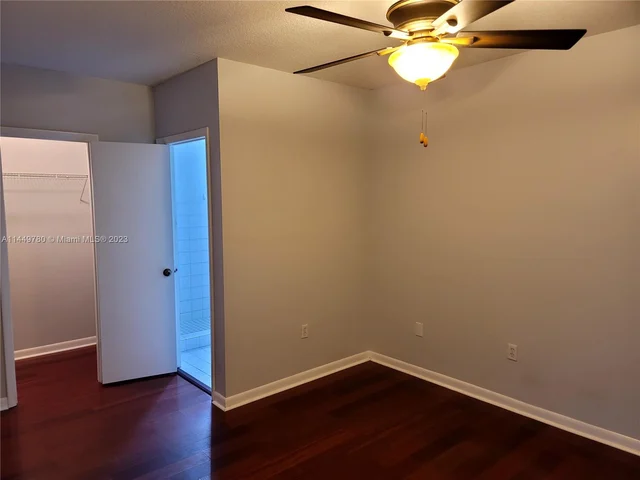 12195 SW 80th St, Miami FL 33183