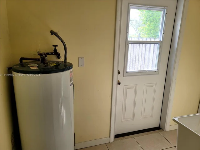 12195 SW 80th St, Miami FL 33183