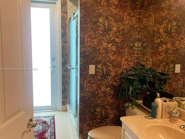 6239 NW 53rd Cir, Coral Springs FL 33067