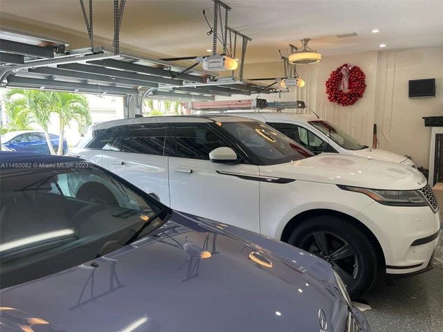 6239 NW 53rd Cir, Coral Springs FL 33067