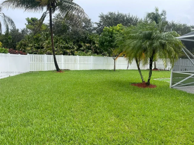 6239 NW 53rd Cir, Coral Springs FL 33067