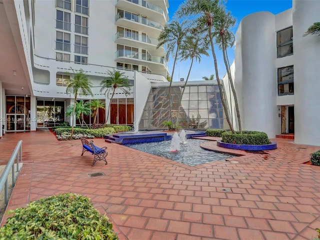 19707 Turnberry Way # 21E, Aventura FL 33180